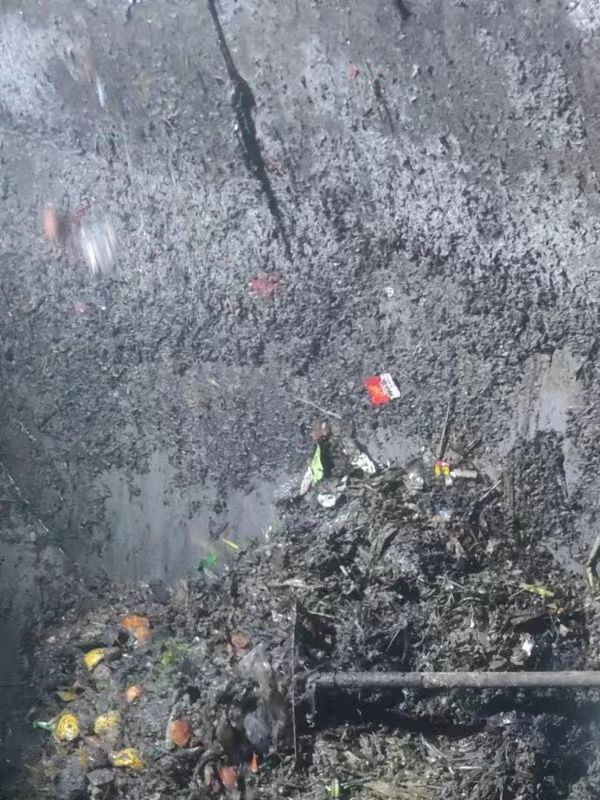 平泉污水池清理